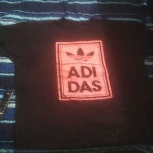 Adidas t-shirt